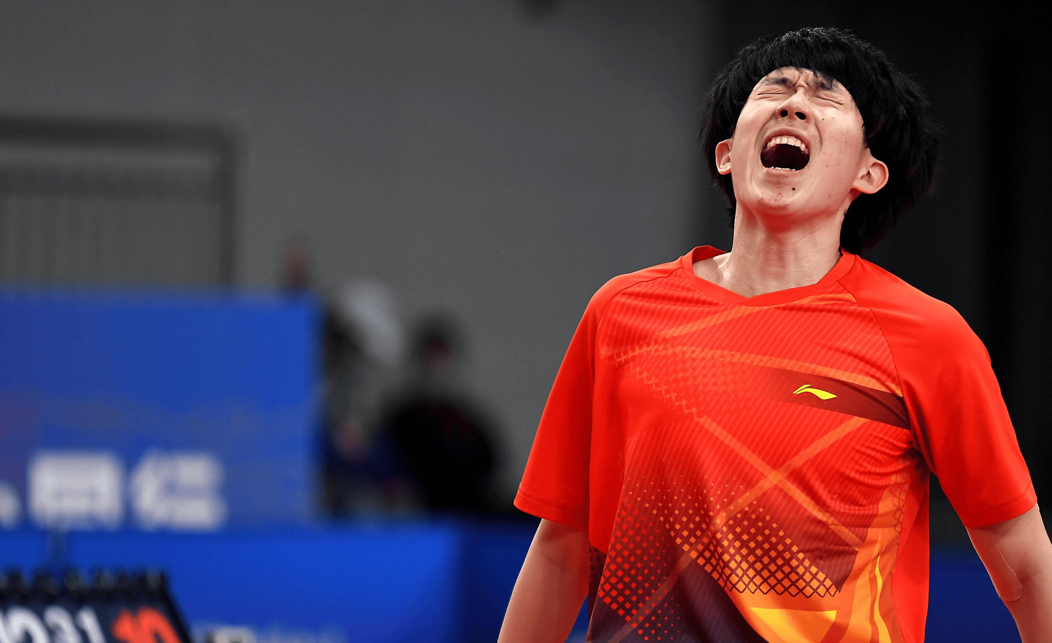 瑞典乒乓球队鏖战法国乒乓球队，张本智和爆发神勇