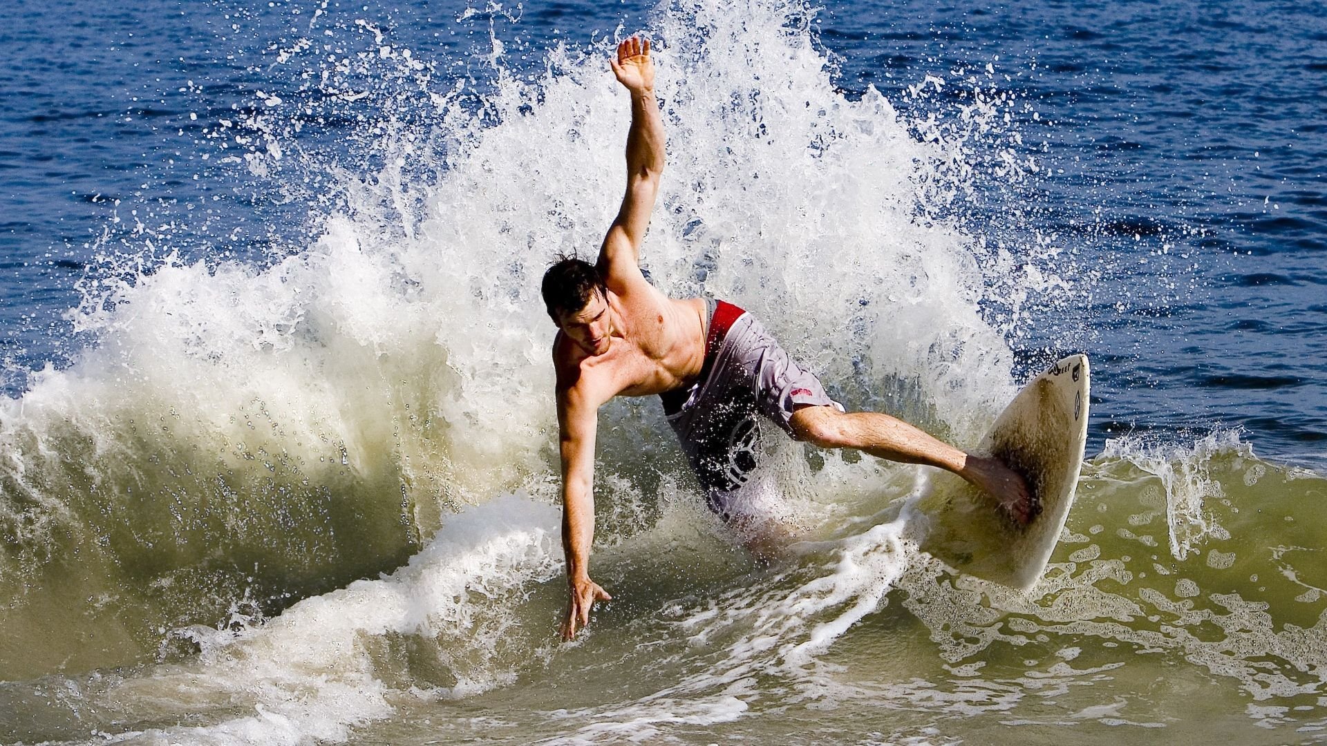 AYX官方直播-西亚卡姆全程高能输出，猛龙末节带走魔术