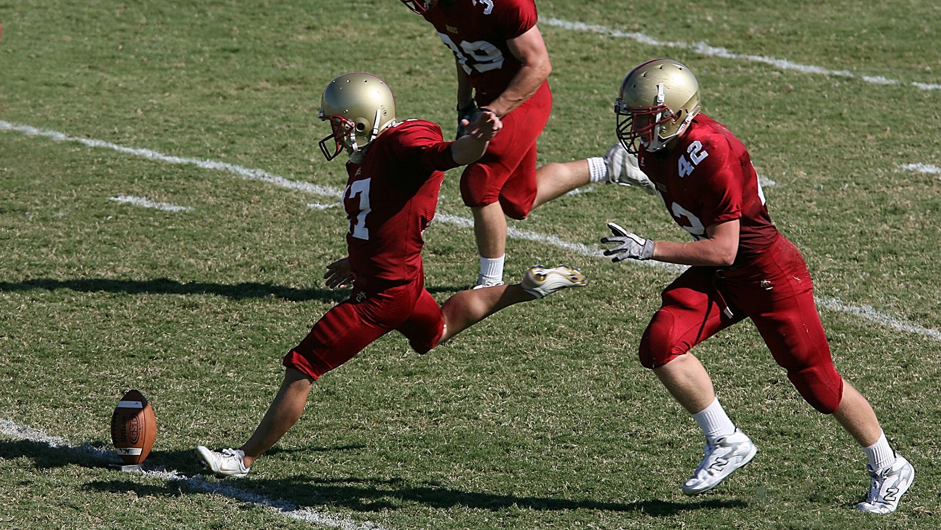 绝地反击，梅赛德斯引擎逆袭威廉姆斯，皮亚斯特里刷新F1最年轻领奖台纪录